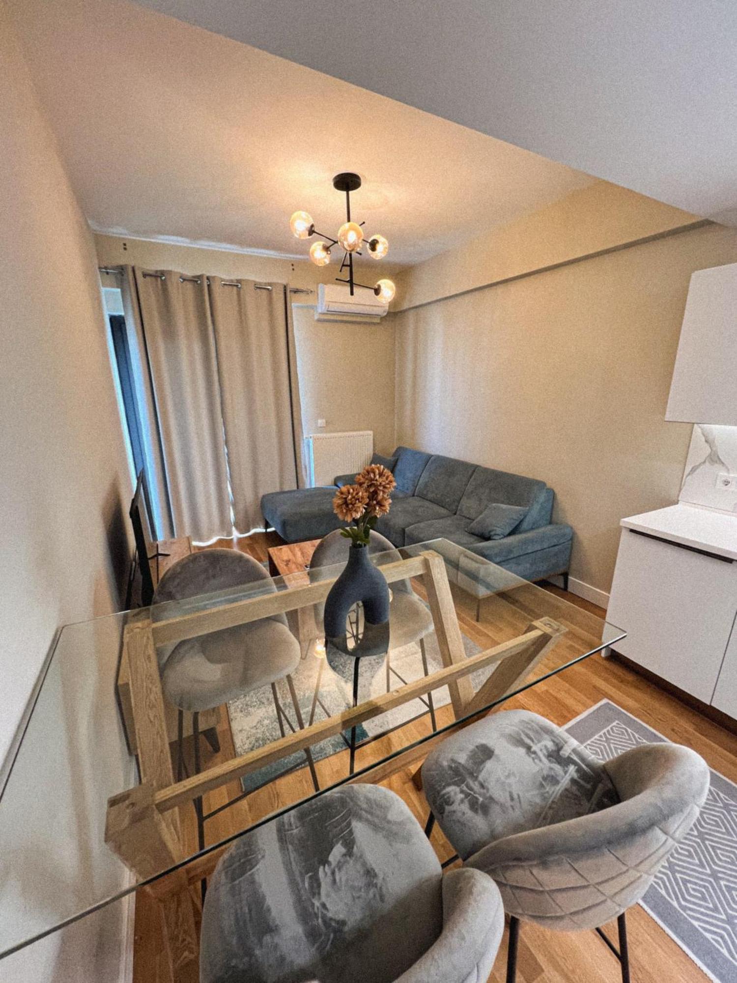 180° View Apartment In Diamond Building Skopje Exterior photo